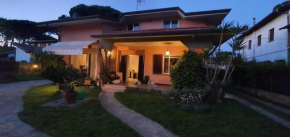 Villa Ibiscus, Cinquale, Forte dei Marmi
